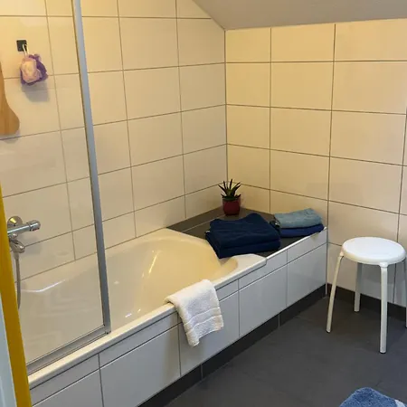 Schoene Oberwohnung In Osternburg *
