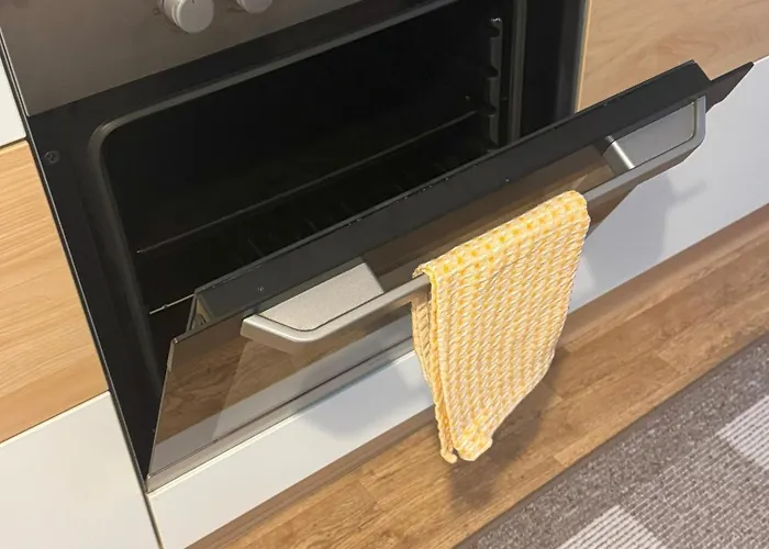 Schoene Oberwohnung In Osternburg *